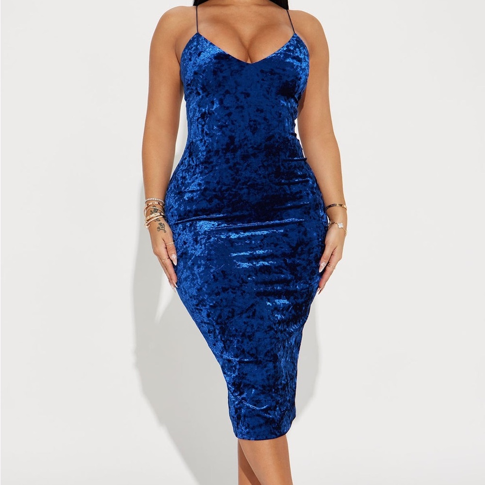 Fashion Nova Royal Blue Crushed Velvet Spaghetti Strap Midi Dress NEW! Sexy!